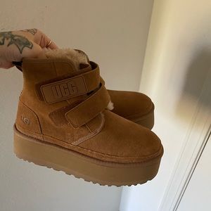 UGG neumel platform boots